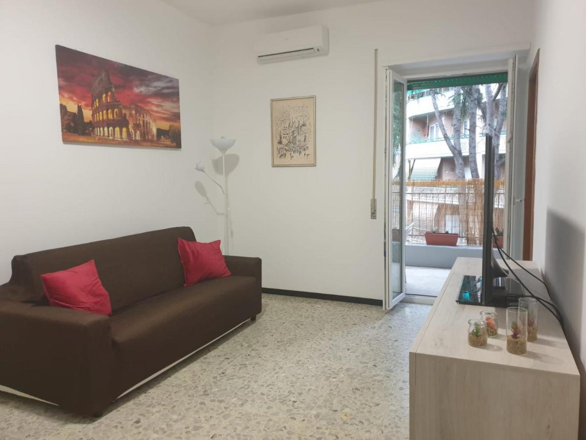 Trilocale Lido Di Roma Leilighet Lido di Ostia Eksteriør bilde