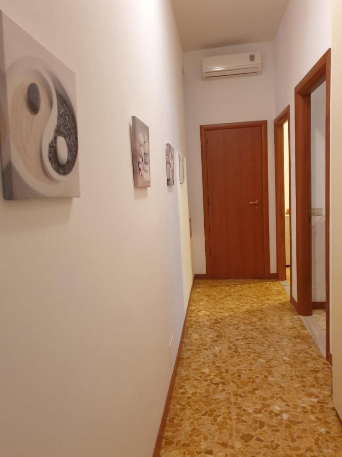 Trilocale Lido Di Roma Leilighet Lido di Ostia Eksteriør bilde